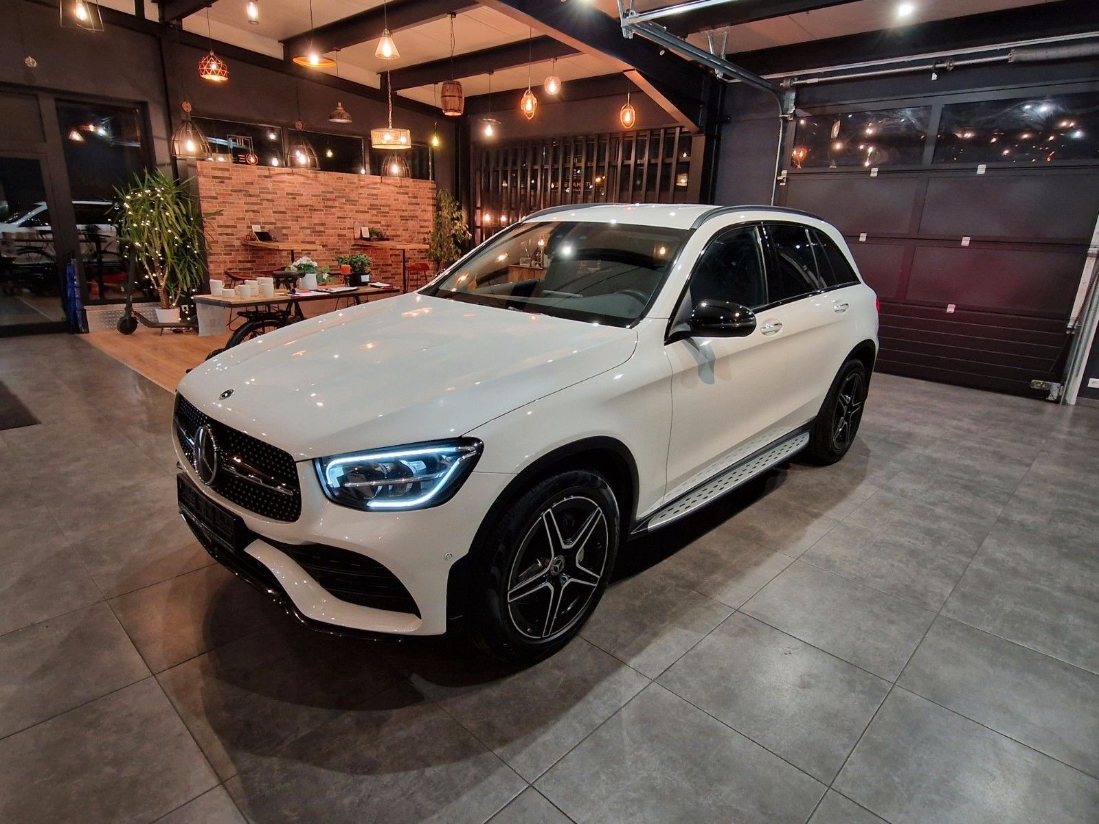 Mercedes-Benz GLC 200 | 4Matic | AMG LINE | Night Paket | Carbon Dekor