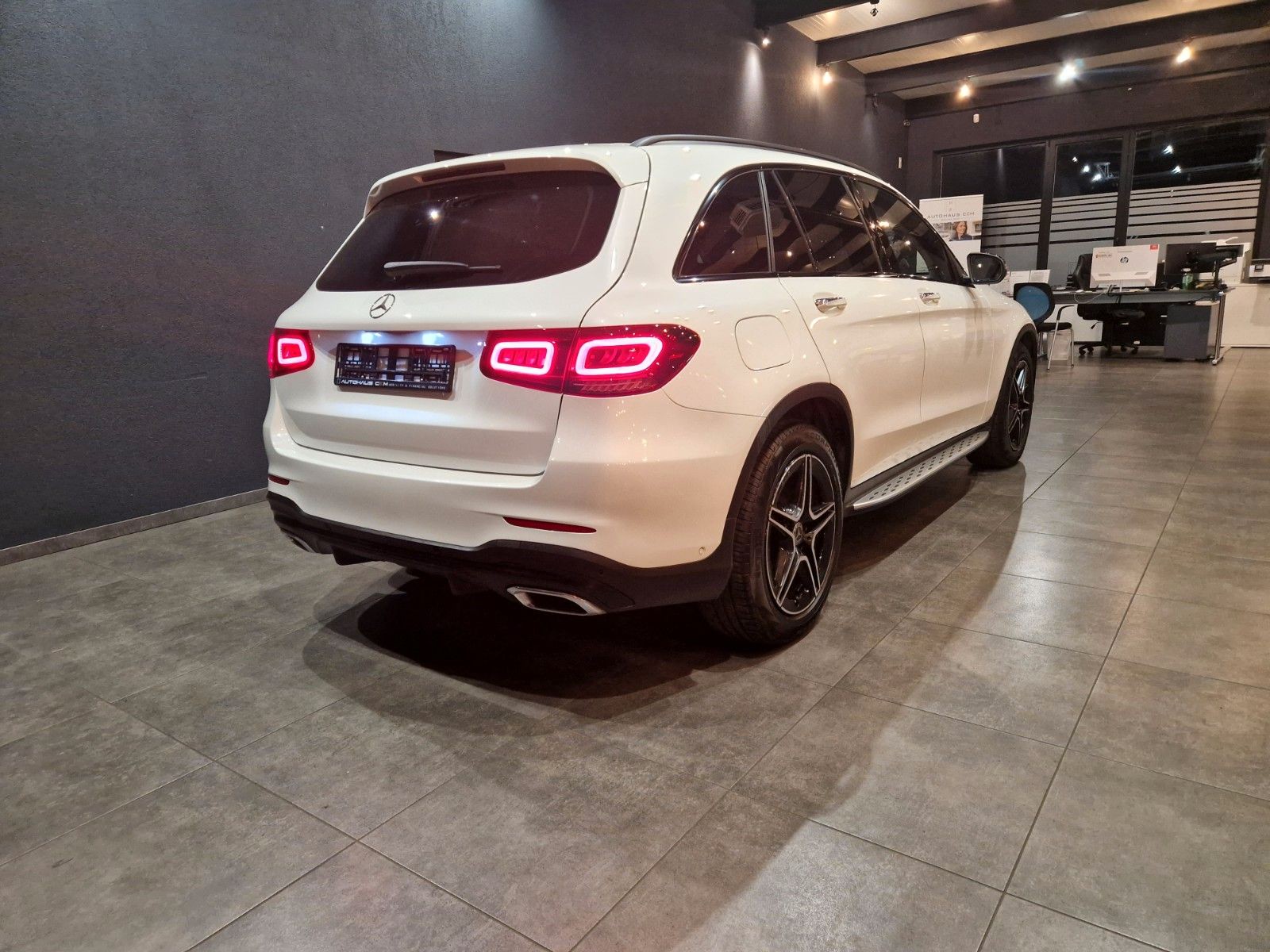 Mercedes-Benz GLC 200 | 4Matic | AMG LINE | Night Paket | Carbon Dekor