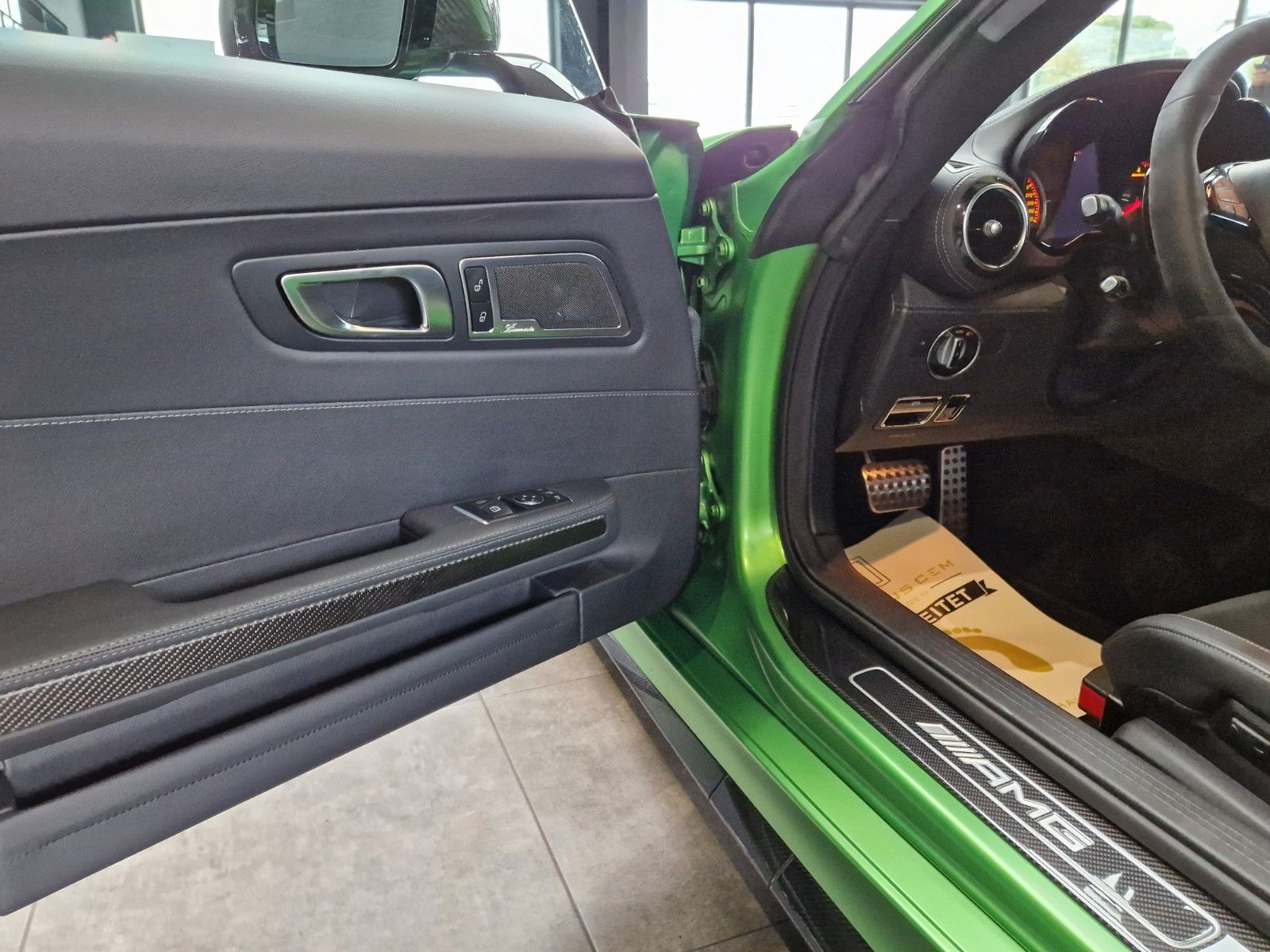 Mercedes-Benz AMG GT-R Coupe | Carbon | AMG-Performance | Night Paket